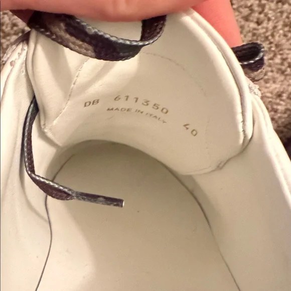 Saint Laurent White Sneakers with Camo Laces - Picture 9 of 15